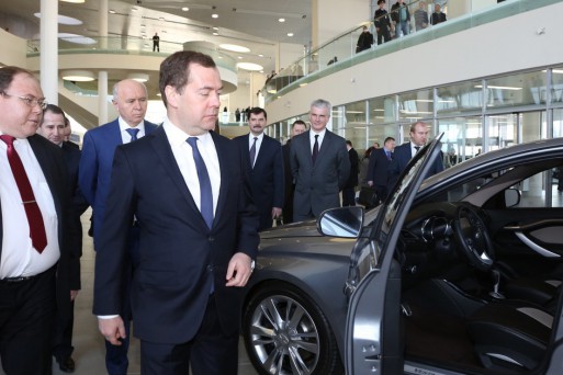 «АвтоВАЗ» ждет с визитом Дмитрия Медведева