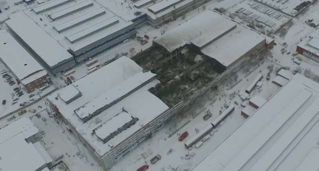 На оборонном заводе Екатеринбурга произошло обрушение кровли