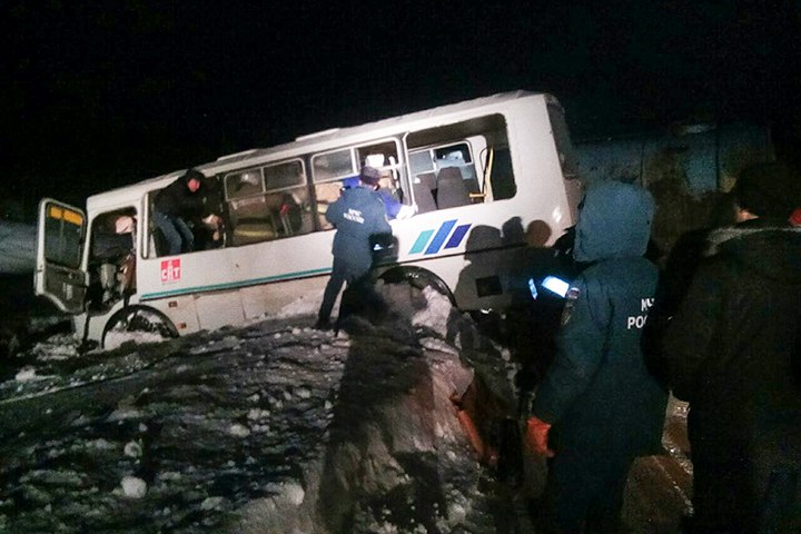 В Пермском крае разбился автобус с вахтовиками «Лукойла», трое погибли