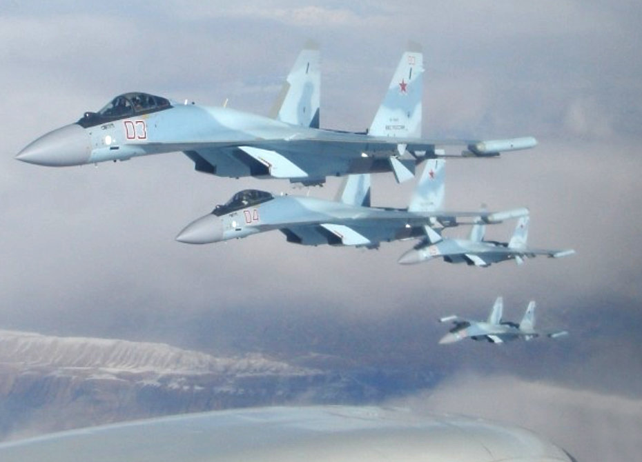 Русские пилоты пугают американских асов в небе над Сирией