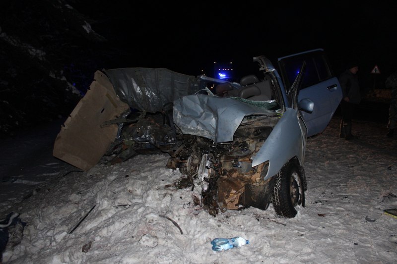Четыре человека стали жертвами автомобильной аварии в Прикамье