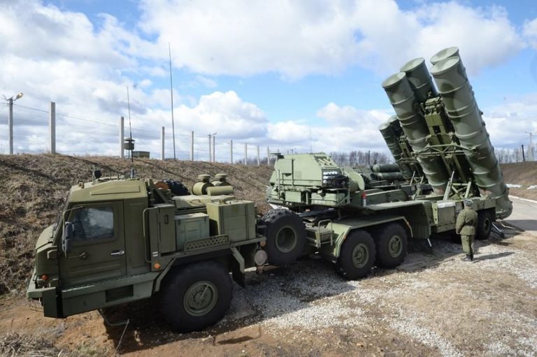Системы С-500 поступят на вооружение армии РФ в 2018 году