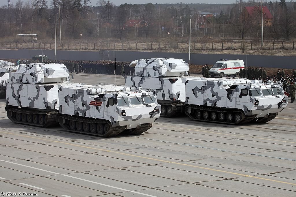 Армия РФ до ноября примет на вооружение бригадный комплект ЗРК ТОР-М2ДТ