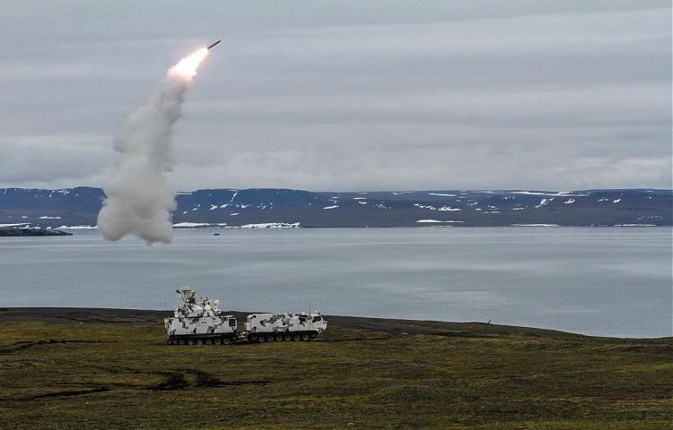 На учениях подразделений ПВО в Арктике испытали новейший УМТК «Адъютант»