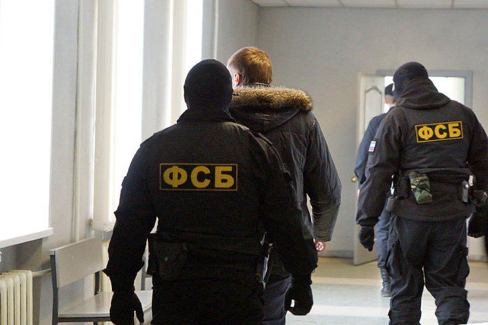 Сотрудники ФСБ провели обыски в фонде капремонта Прикамья