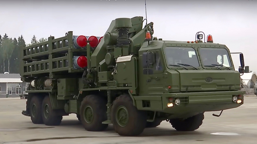 Командующий войсками ПВО высоко оценил возможности зенитной системы С-350 «Витязь»