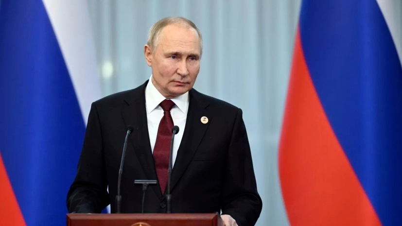 Путин заявил, что нужно наращивать темпы строительства в РФ дорог и жилья