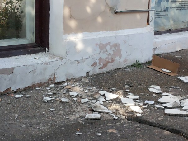 В Нижнем Новгороде на голову школьника упал кусок балкона