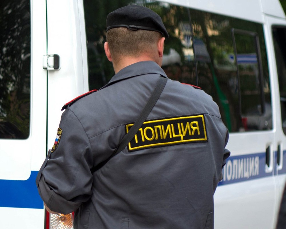 В Тольятти полицейские устроили стрельбу на избирательном участке