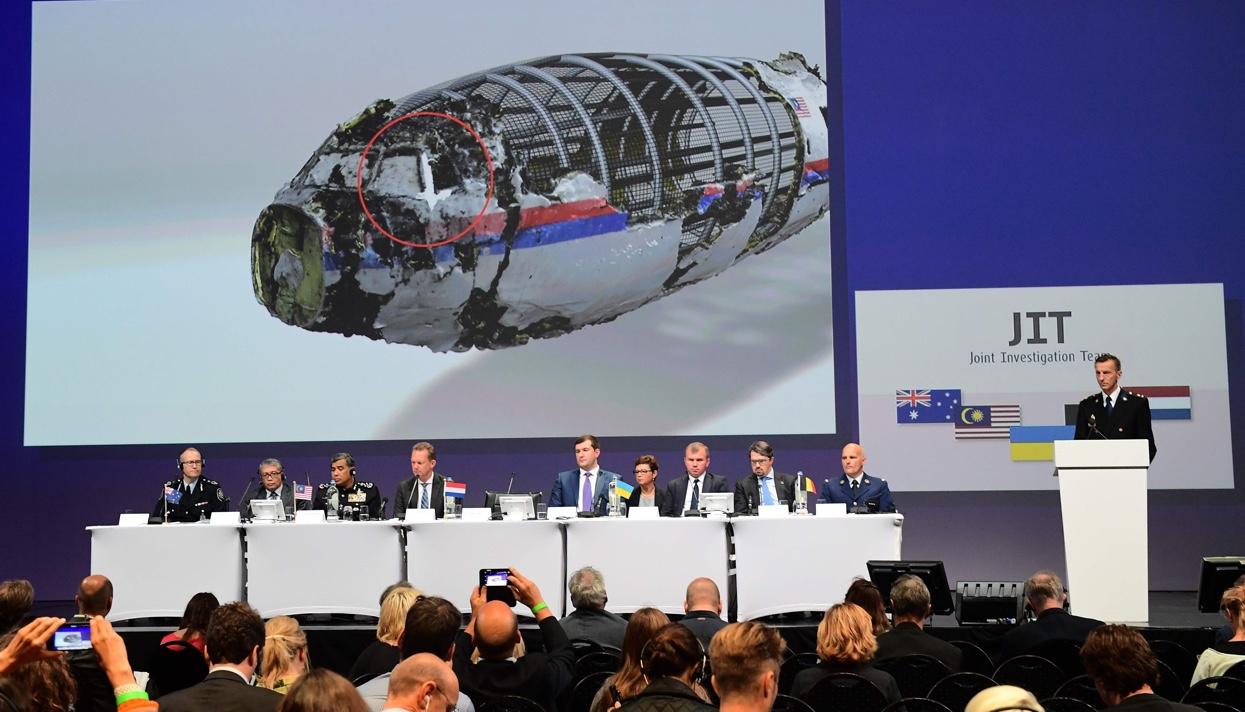 Голландские эксперты не справились с расшифровкой данных с радаров РФ по MH17