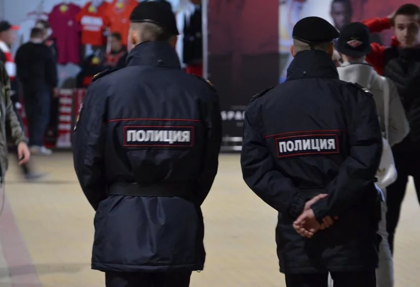 Саратовского полицейского заподозрили в краже презервативов