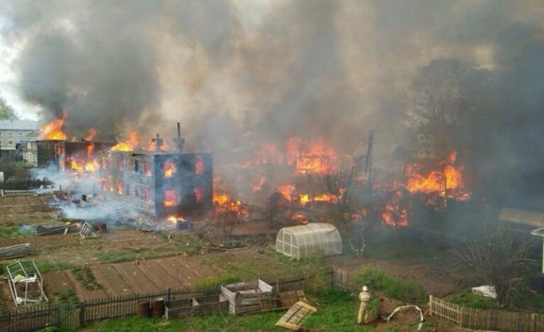 В Кировской области сгорели четыре многоквартирных дома