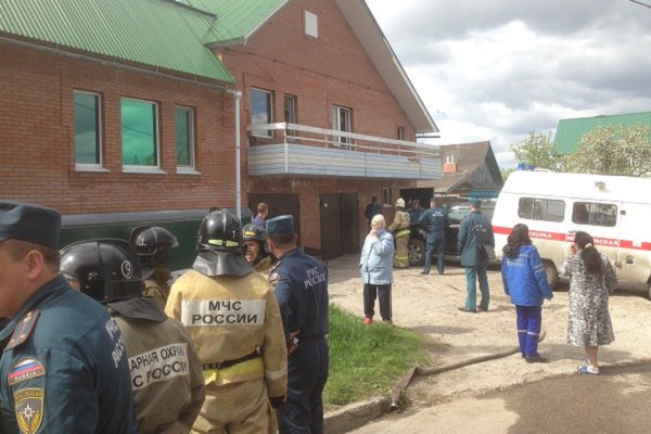 При пожаре в Ульяновске погибла семья из четырех человек