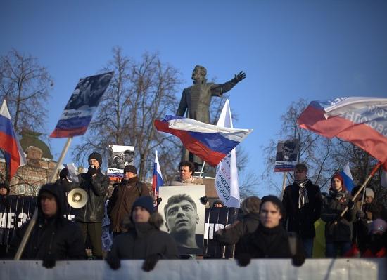 Акции в память о Борисе Немцове прошли в городах Поволжья