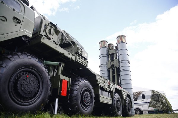 В России завершается работа над созданием новейшей системы ПВО С-500