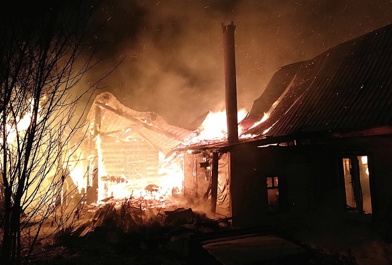 Шесть человек погибли в результате пожара в Пермском крае