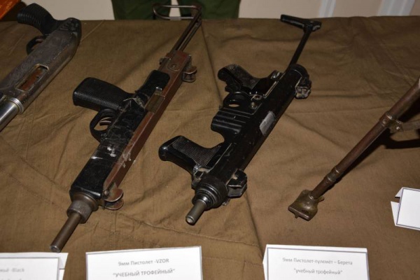 Выставка трофейного оружия из Сирии проходит в Самаре