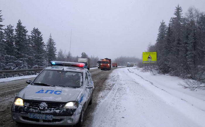 Участок трассы М5 в Самарской области перекрыли из-за снегопада