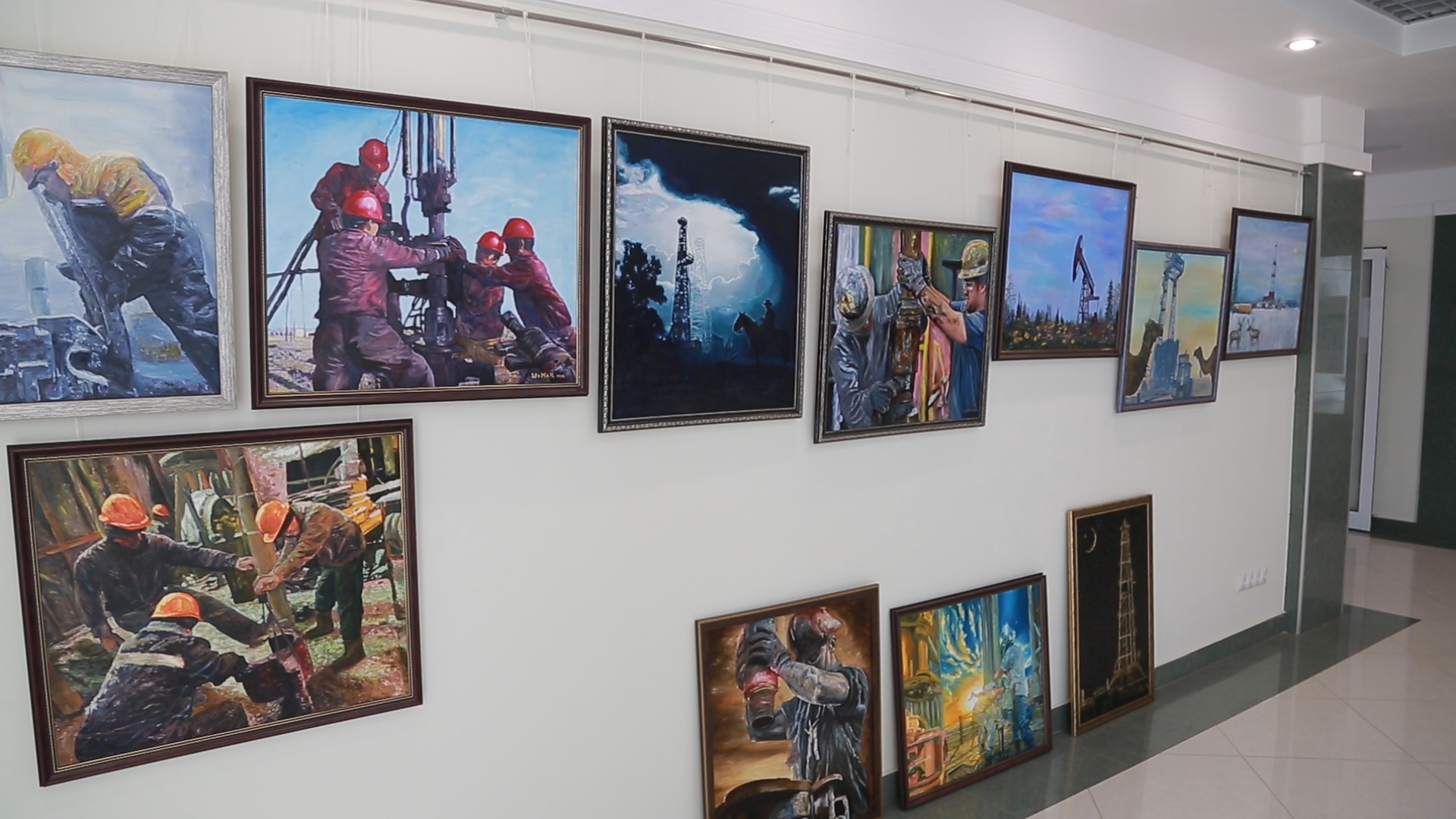 В Самаре пройдет выставка картин, написанных нефтью