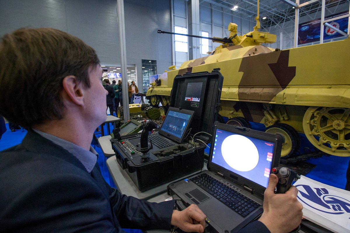 Инновационное военное оборудование покажут в Екатеринбурге