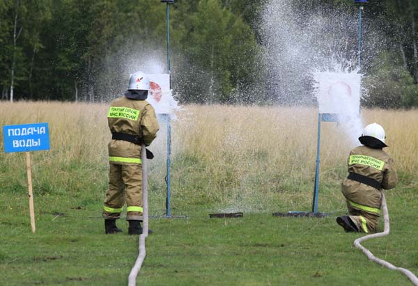 Более 600 участников прибыли в Саратов на международные соревнования пожарных