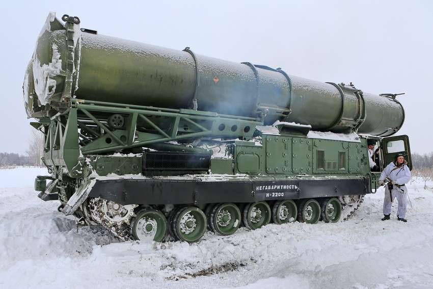 Расчеты зенитных ракетных систем С-300В провели тренировку под Москвой