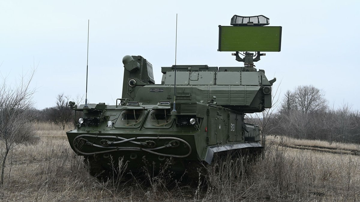 Под Астраханью прошли учения по эшелонированной ПВО с использованием ЗРК «Тор-М2»
