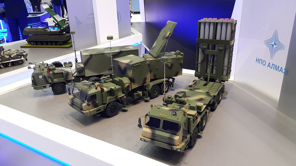 Современные средства ПВО представил «Алмаз-Антей» на оборонной выставке в Ереване
