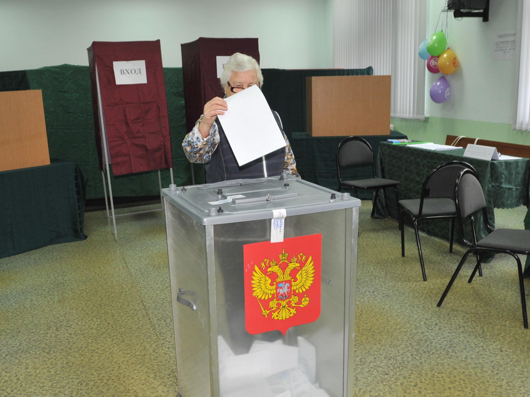 Саратовскому губернатору разрешили избираться более двух раз подряд