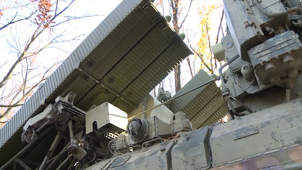 Российские ЗРК «Оса» успешно уничтожают вражеские воздушные цели в зоне проведения военной спецоперации