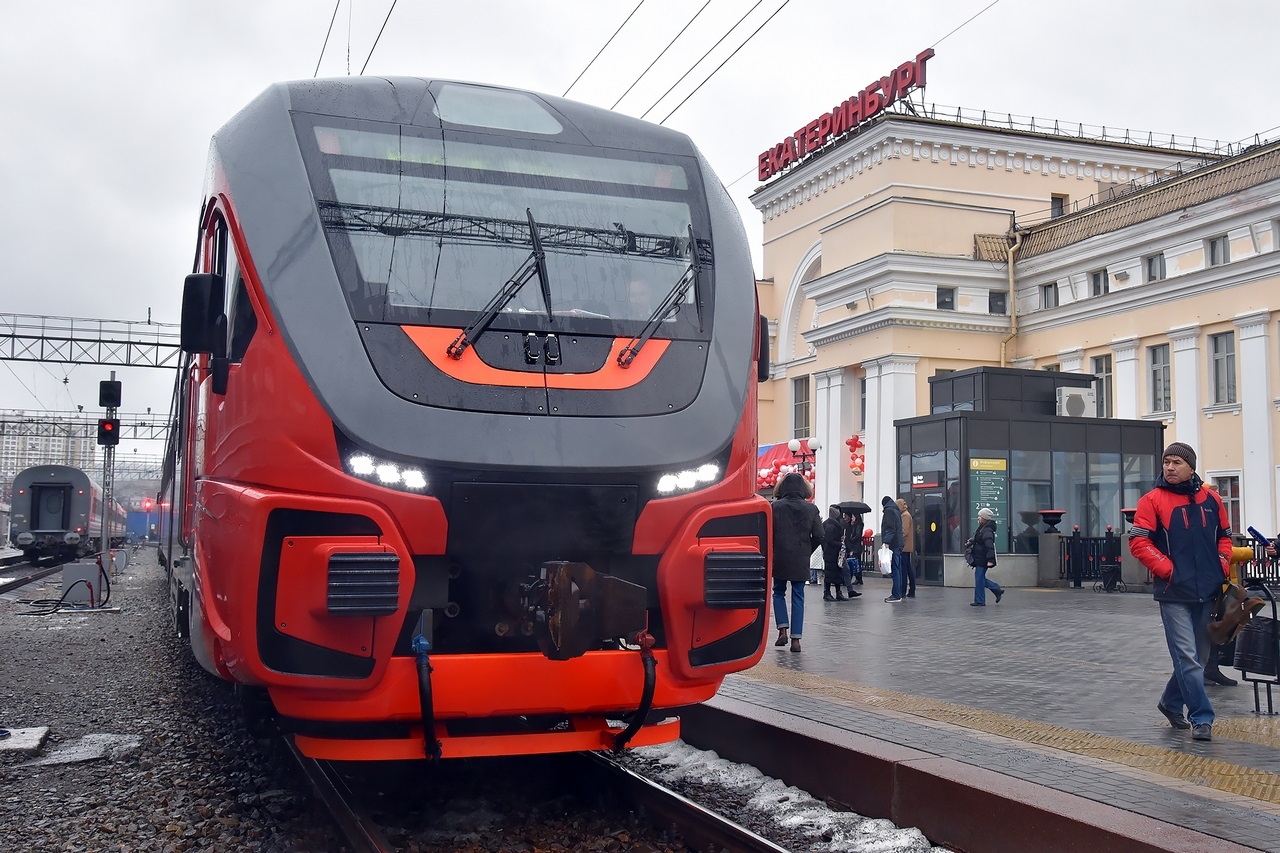 Между Челябинском и Екатеринбургом запустили скоростное пригородное ж/д сообщение