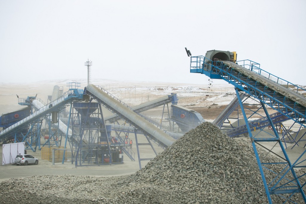 «Уральский горнопромышленнй холдинг» запустил в Оренбуржье производство щебня