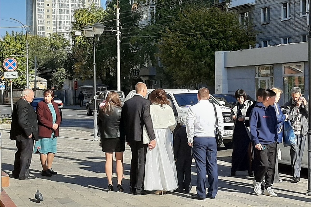 Мобилизованные сыграли в Саратовской области более 1300 свадеб