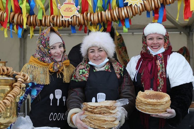 На Масленицу в Казани испекут блины национальных кухонь регионов России 