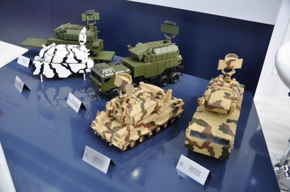 Военную продукцию Ижевского электромеханического завода «Купол» представили на выставке IDEX 2023