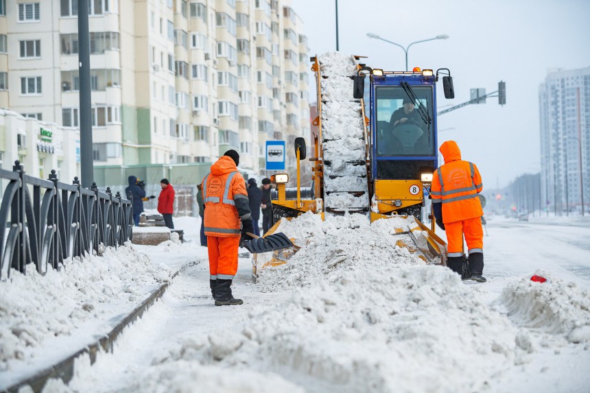 В Екатеринбурге за выходные выпала почти месячная норма снега