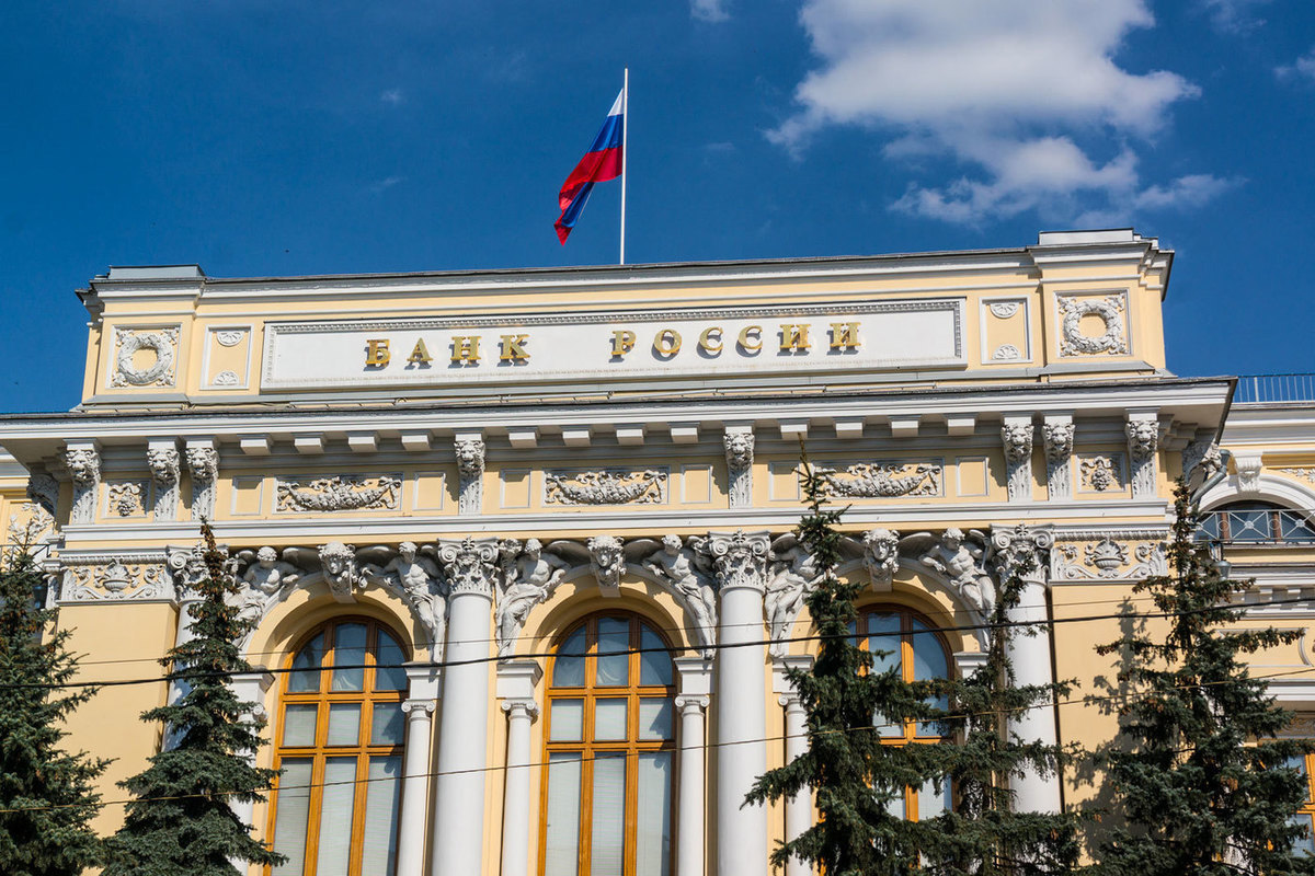 Банки одобрили участникам СВО и членам их семей кредитные каникулы на 72,4 млрд руб