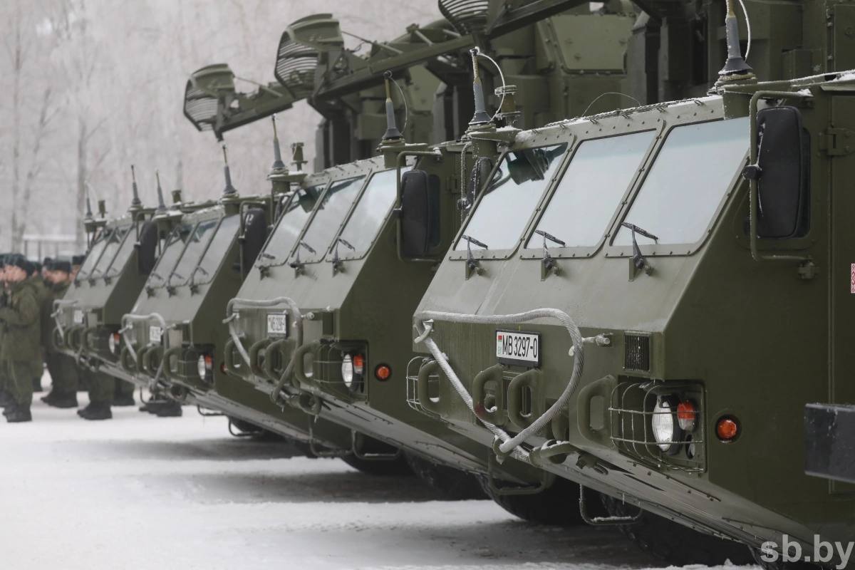 Охрану границы Белоруссии усилили новейшими ЗРС С-400 «Триумф» и ЗРК «Тор-М2К»